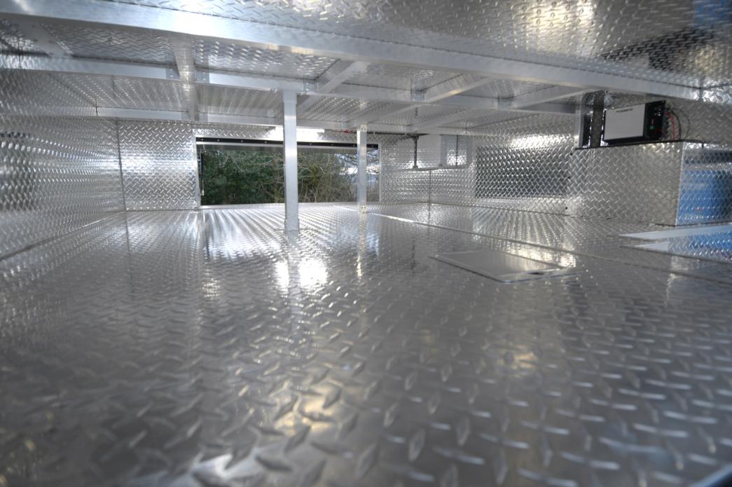 New-build Luxury 12-tonne DAF EQ-built horsebox. 4-stall / 6 berth