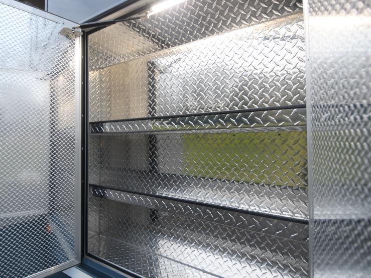 New-build Luxury 12-tonne DAF EQ-built horsebox. 4-stall / 6 berth