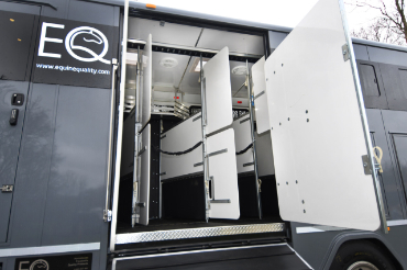 Luxury 18-tonne DAF EQ-built Horsebox with Side &amp; Rear Ramps - 7-8 stall / 4 berth