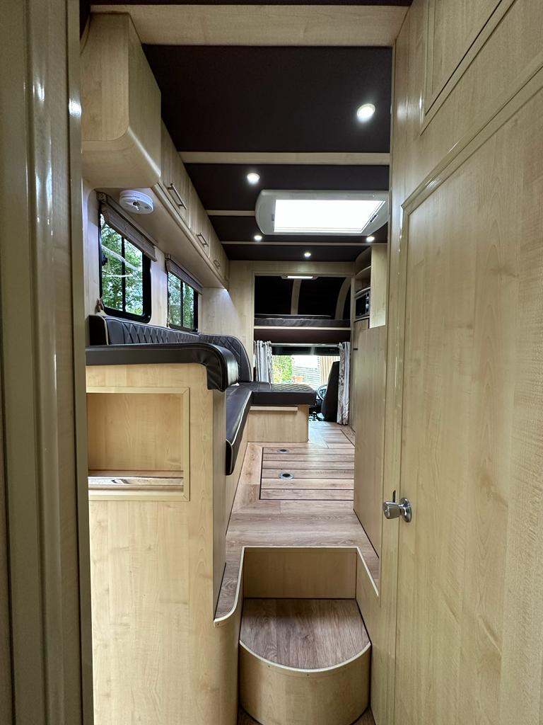 15-tonne coach-built DAF. Auto. 4 large stalls. Sleeps 4