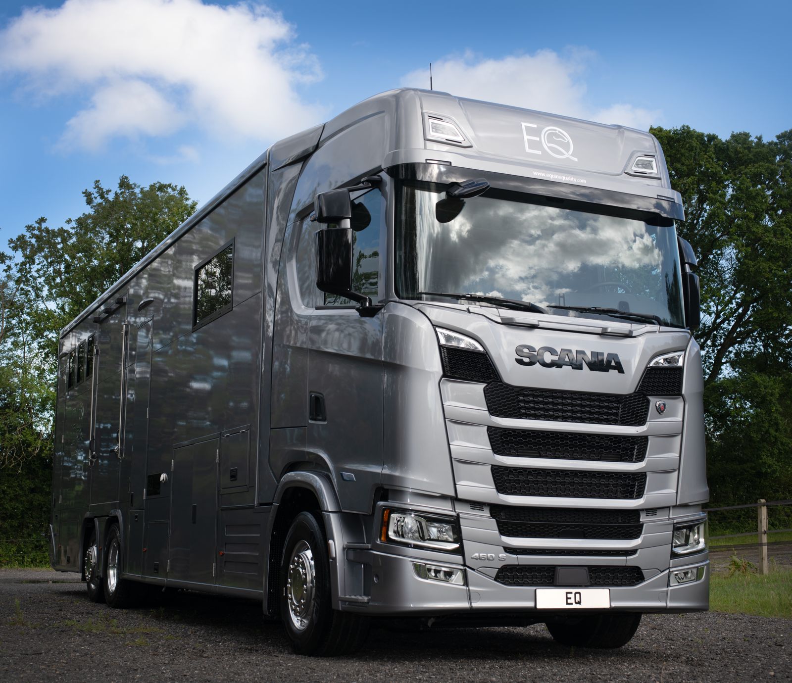 New build LHD Scania S460 Premium Luxury 26-tonne EQ-built horsebox. 6 stall / 6 berth