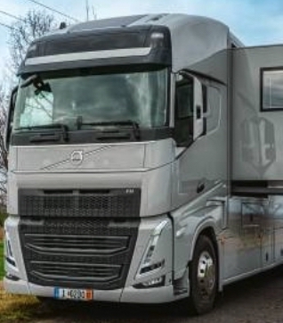 New build RHD Volvo Luxury 18-tonne EQ-built 5 stall / 6 berth