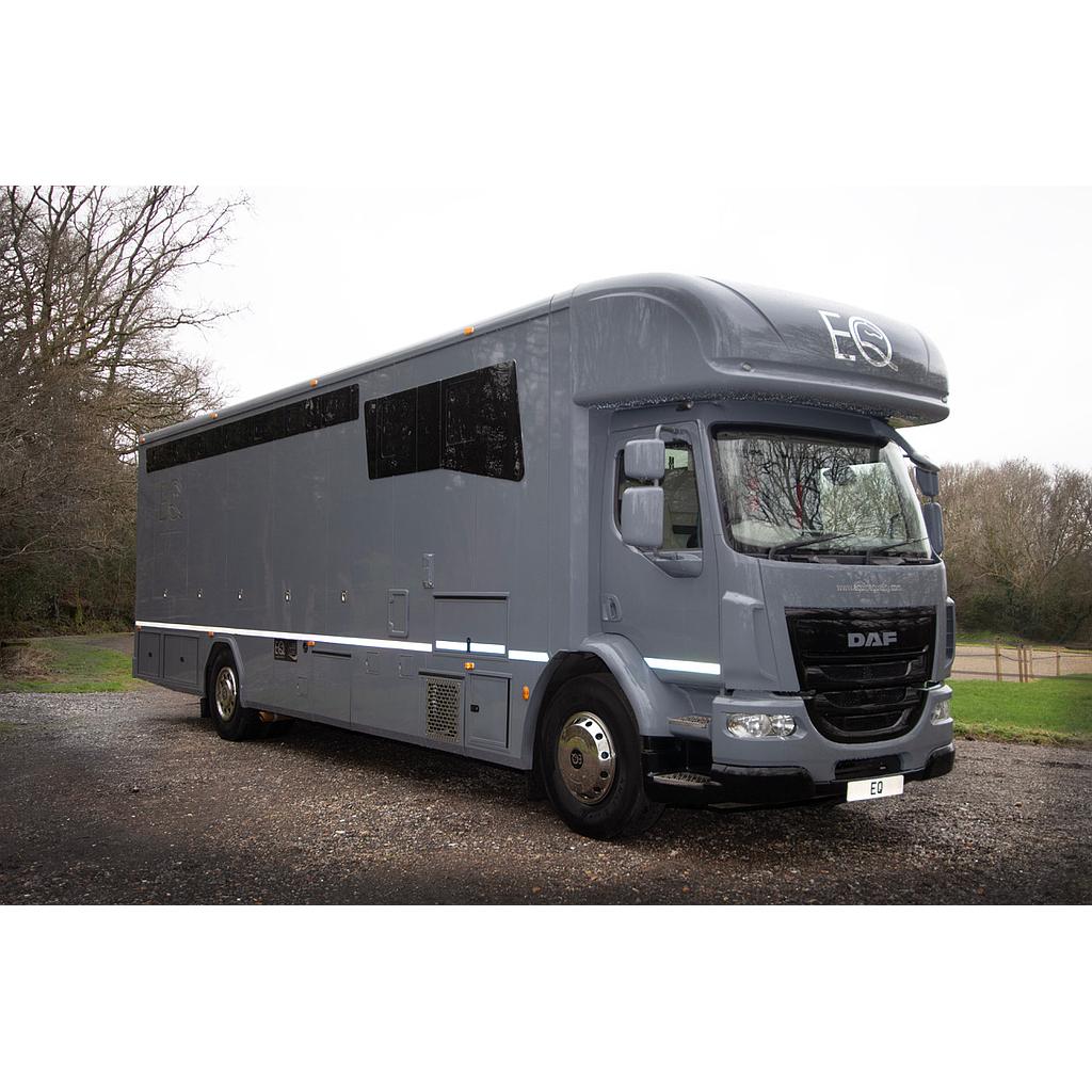 Luxury 18-tonne DAF EQ-built Horsebox with Side &amp; Rear Ramps - 7-8 stall / 4 berth